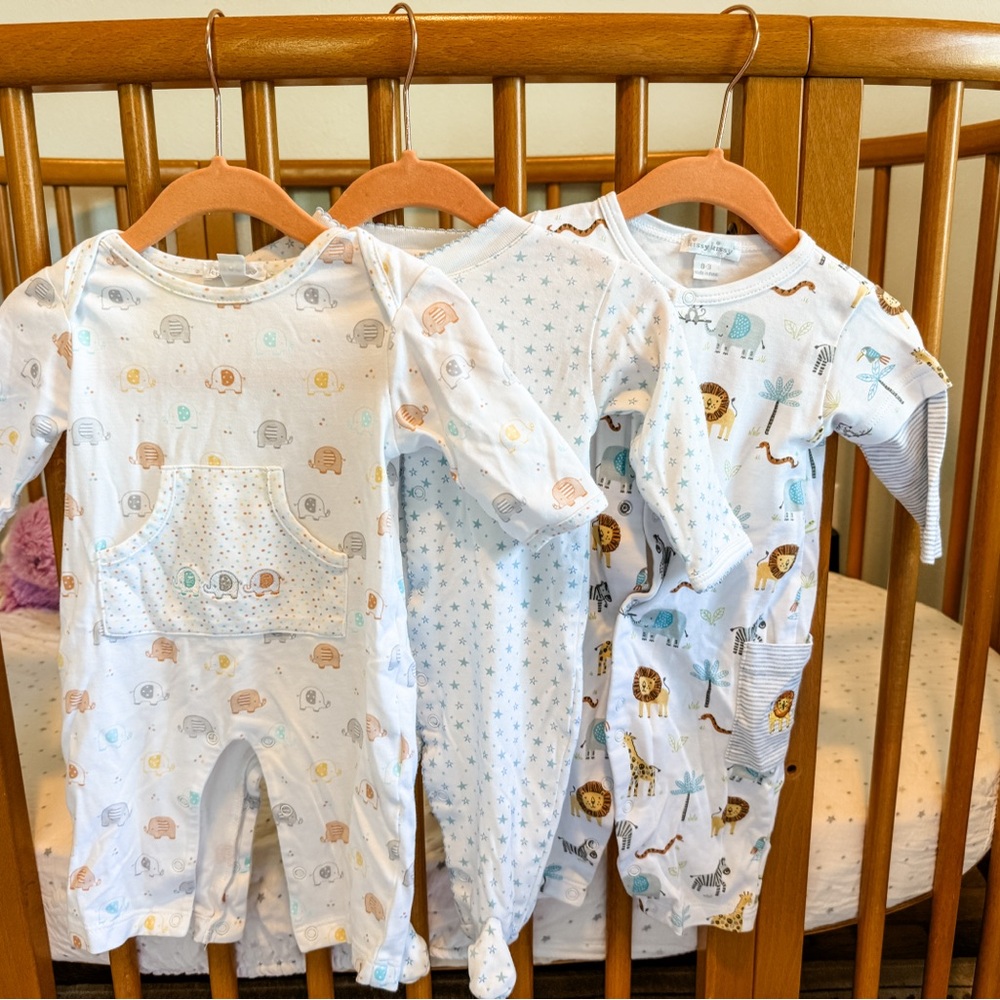 Set of 3 adorable Kissy Kissy rompers 0-3M